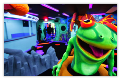 alien vacation mini golf